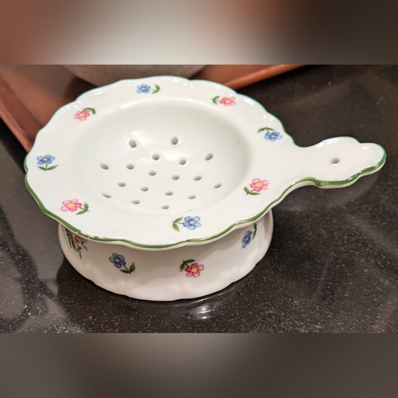 TEA BAG HOLDER & OVER THE CUP TEA BAG STRAINER - Picture 1 of 8